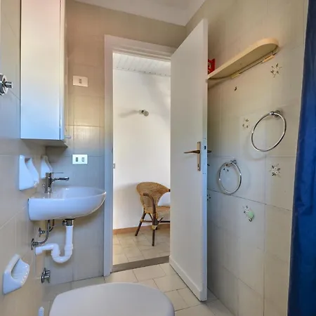 Apartament Il Quadrifoglio 5 *